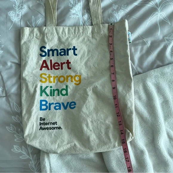 google canvas tote - Picture 2 of 5